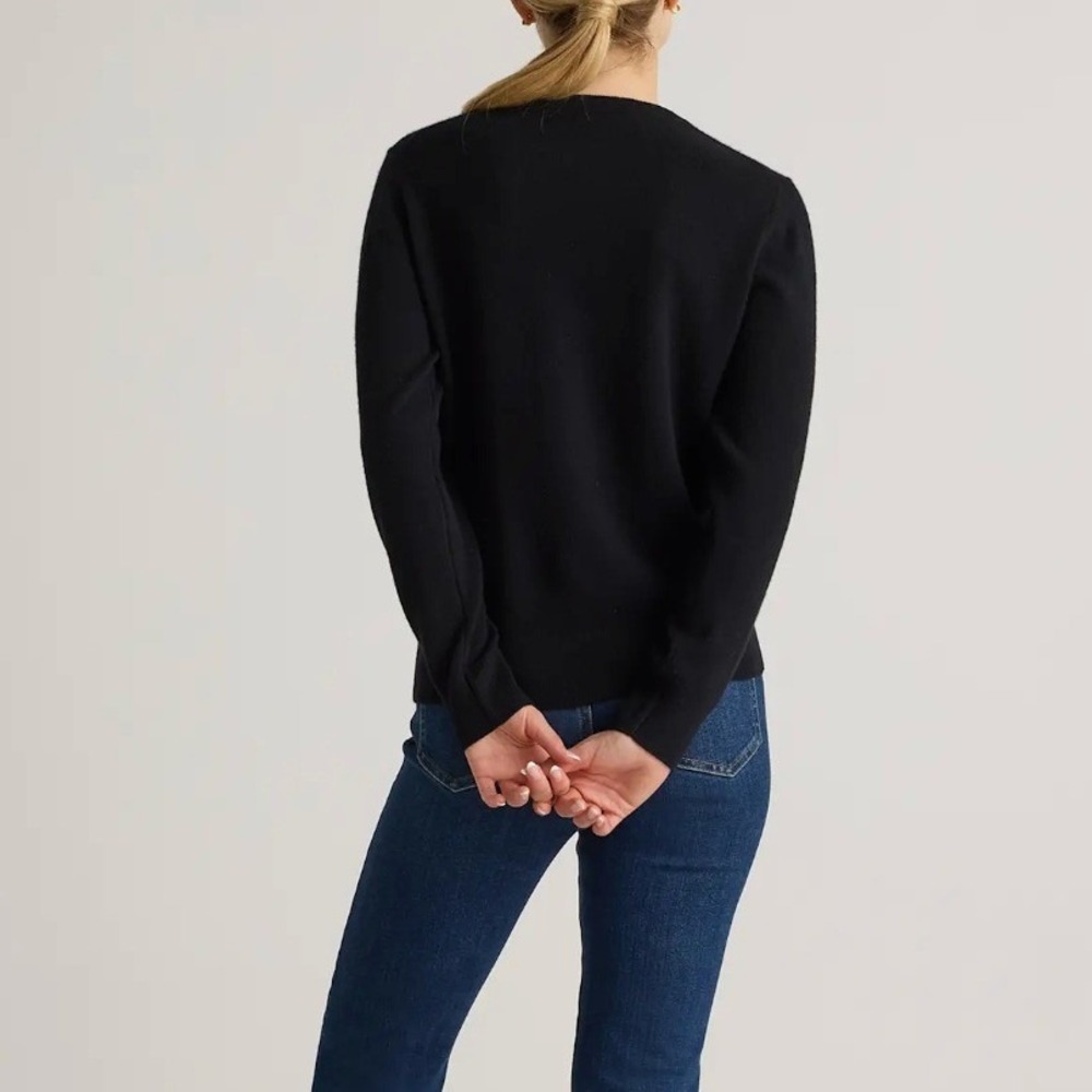 QUINCE Mongolian Cashmere Crewneck Sweater - Picture 2 of 10
